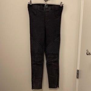 Beulah Ankle Zip Moto Pant, Charcoal, Size M